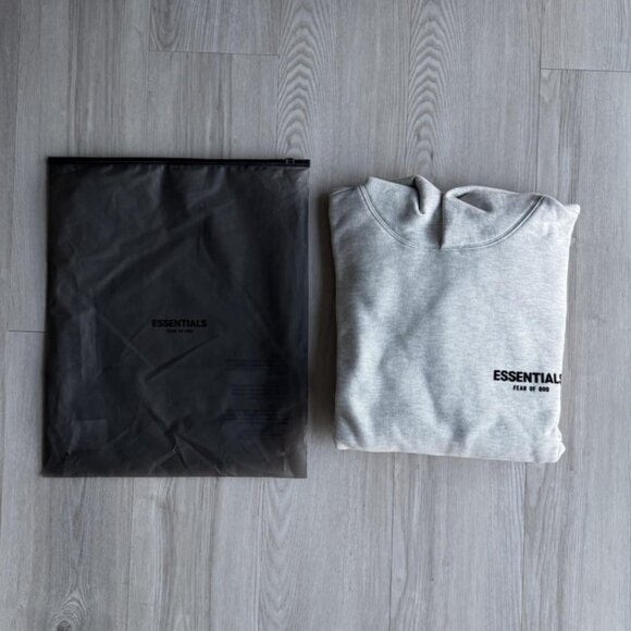 Essentials XS light oat hoodie new